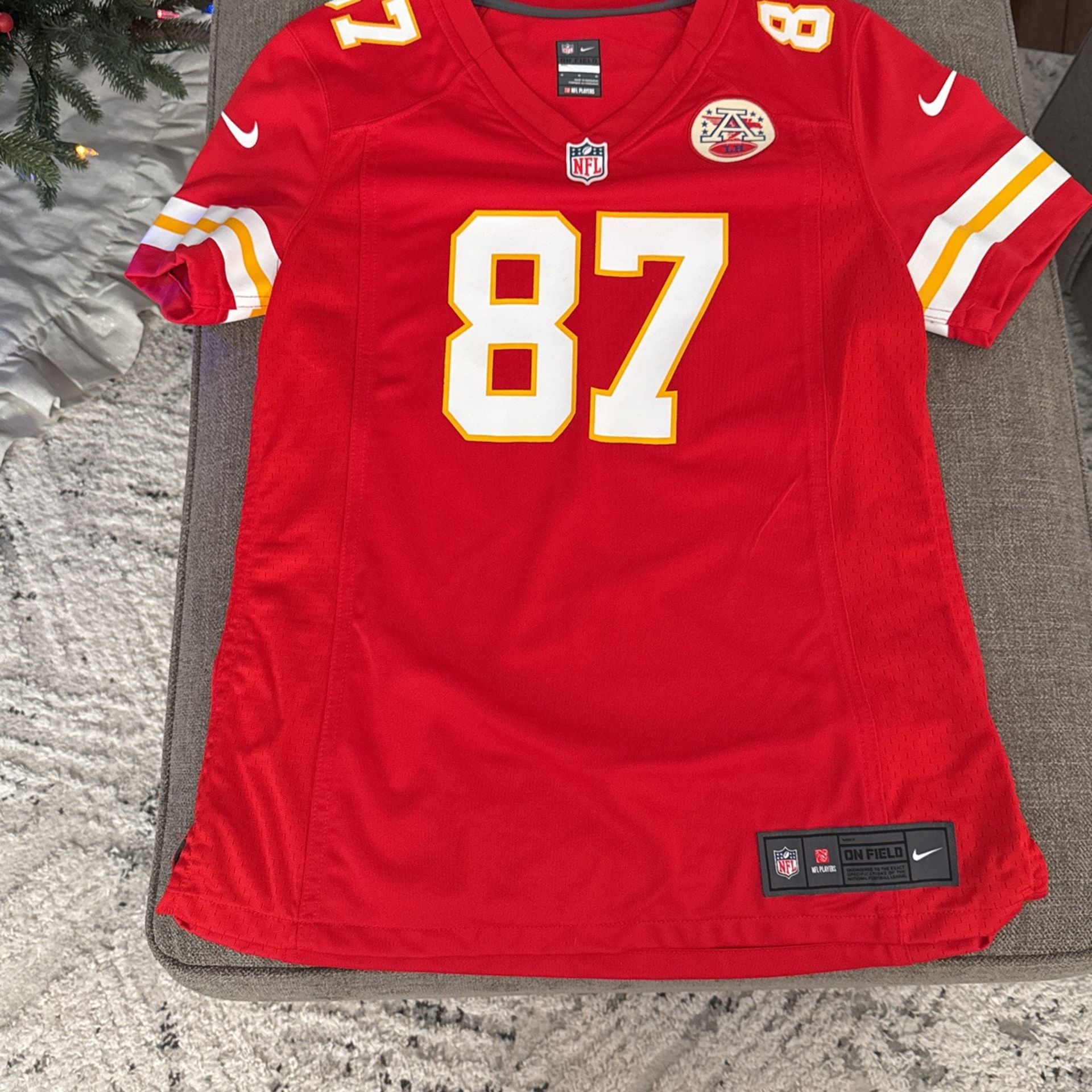 Kansas City Chiefs- Kelce Jersey- Womens Medium