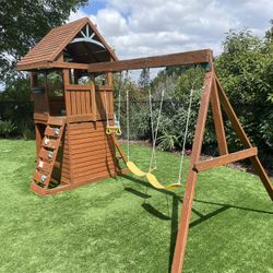 Almost FREE Playhouse Outdoor For Kids 