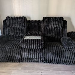 Black Plush Recliner SOFA/LOVESEAT