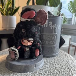 Hirono Hare Plush - Black (special/secret)