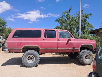 1982 Chevrolet Silverado 1500 Suburban
