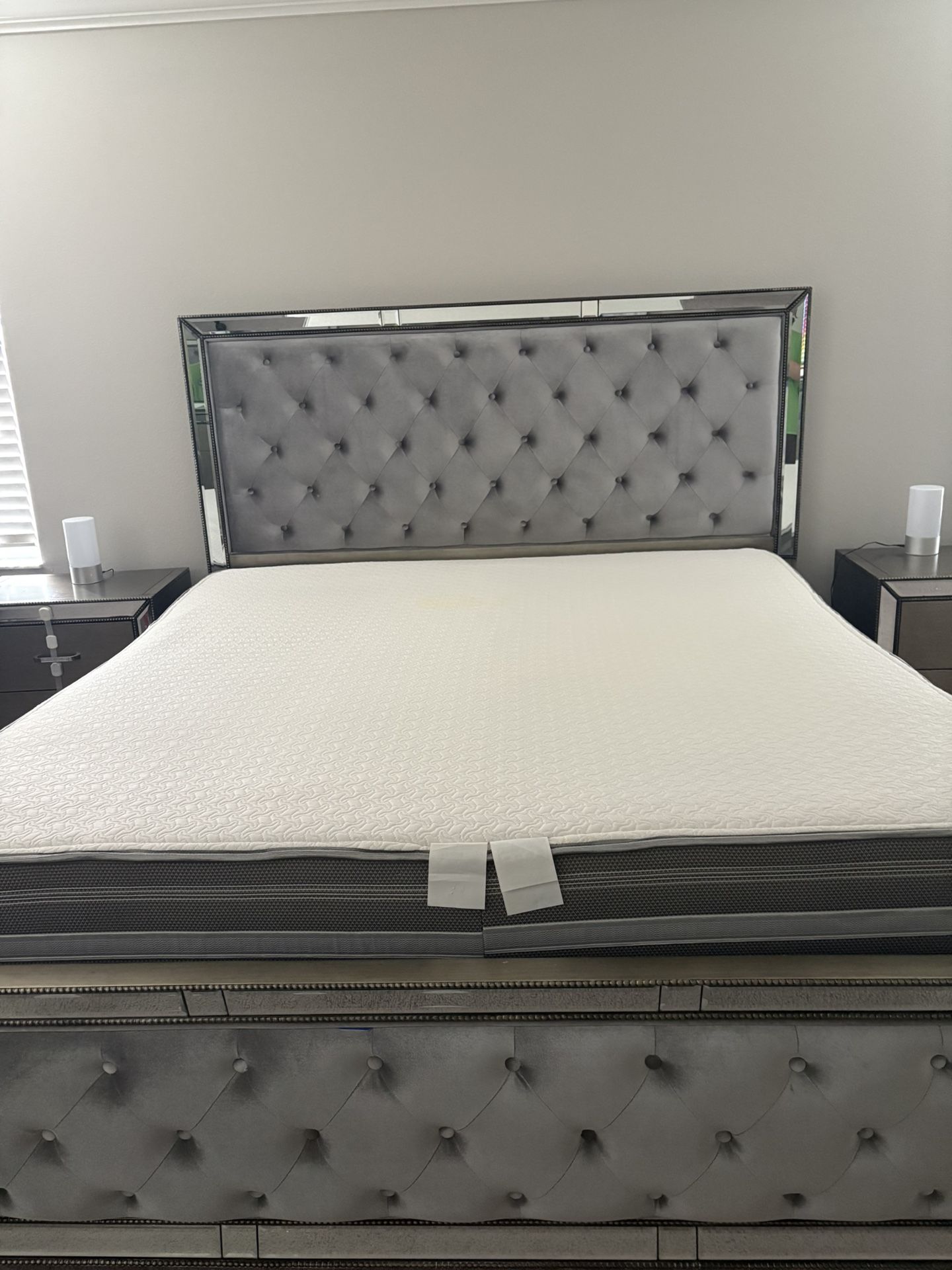 Room To Go King Bedroom Set With Mattress 