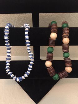 Wooden choker stretchable & shell choker