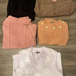 Women’s Clothes 