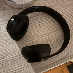 Beats Solo 3
