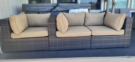 Quality Brown/Tan Wicker Set