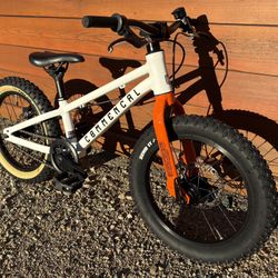 Commencal Ramones Kids 16” Bike