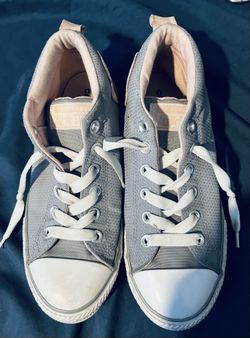 Size 5 Converse - grey and light pink - only worn a couple times!