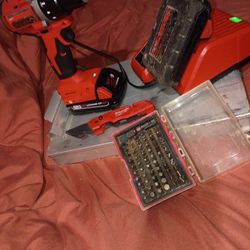 Milwaukee Drill w/battery & Charger