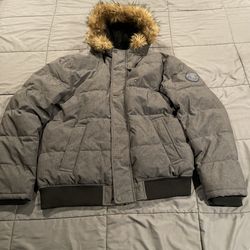 Hilfiger puffer jacket with faux-fur hood