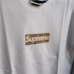 Supreme x Burberryy white tee Large