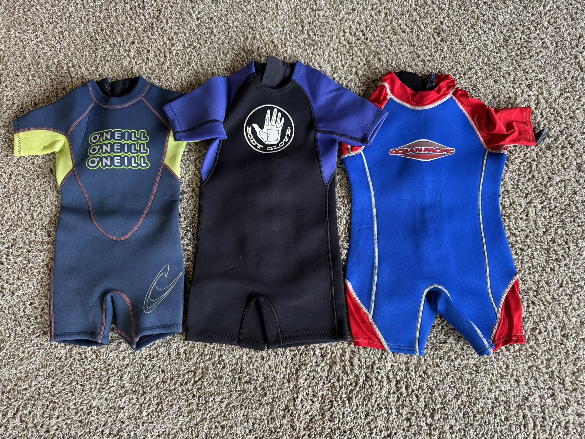 Small Kids Wet Suits