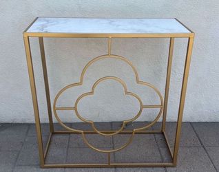 Decorative Table 