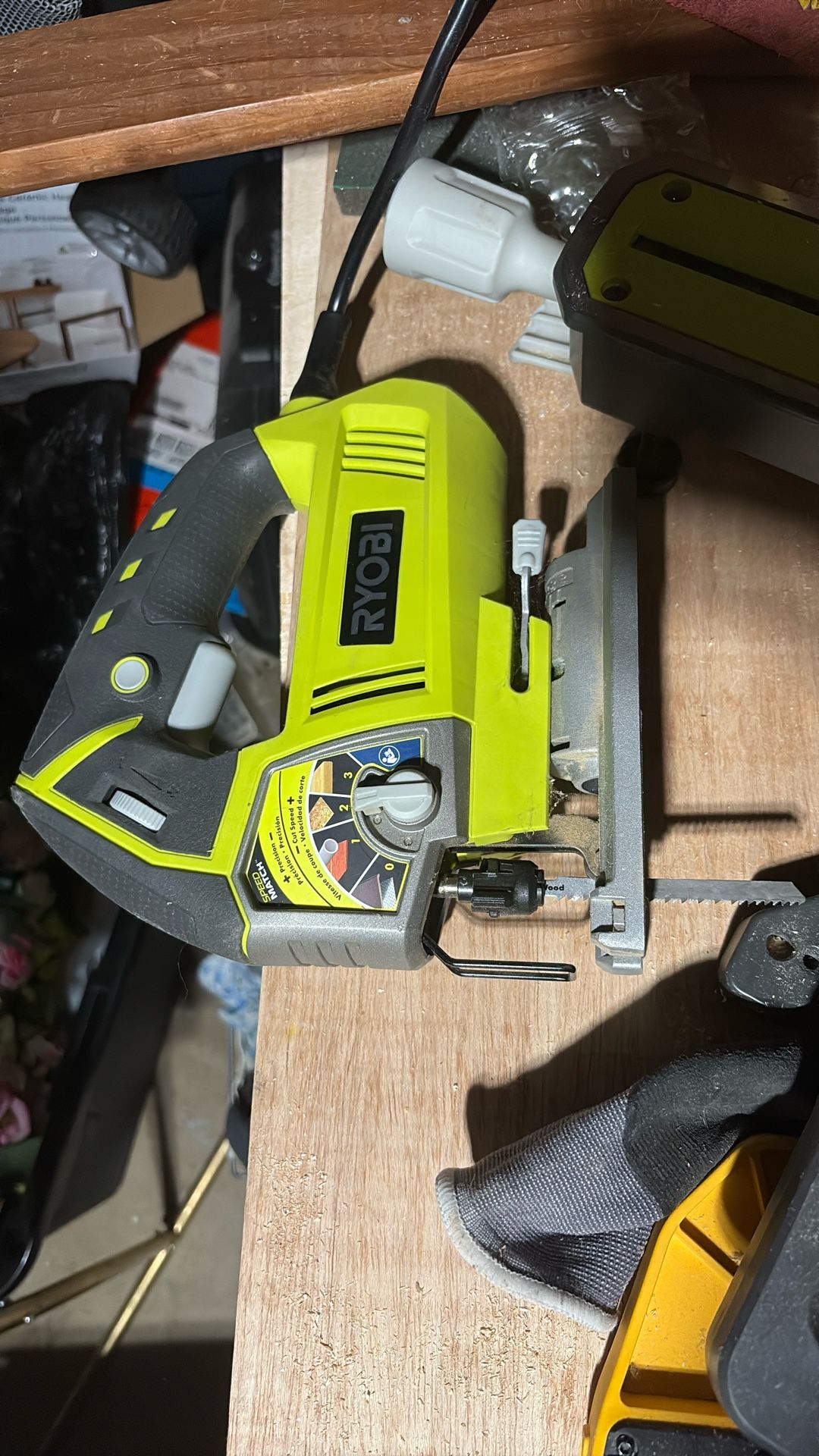Ryobi Variable Speed Orbital Jigsaw