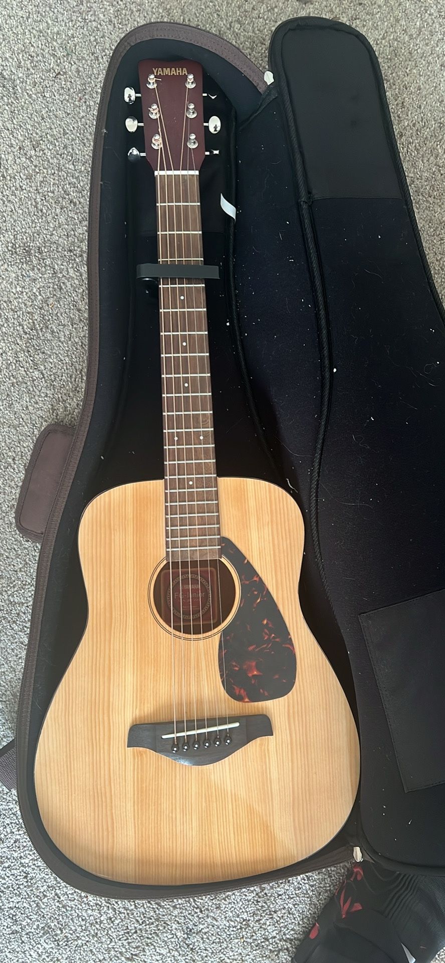 Yamaha Guitar
