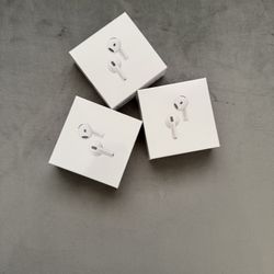 Apple AirPods (4th Generation) with Active Noise Cancellation (ANC) 