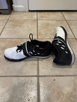 Lifting shoes