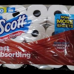 Scott Paper Towels Fast Absorbing