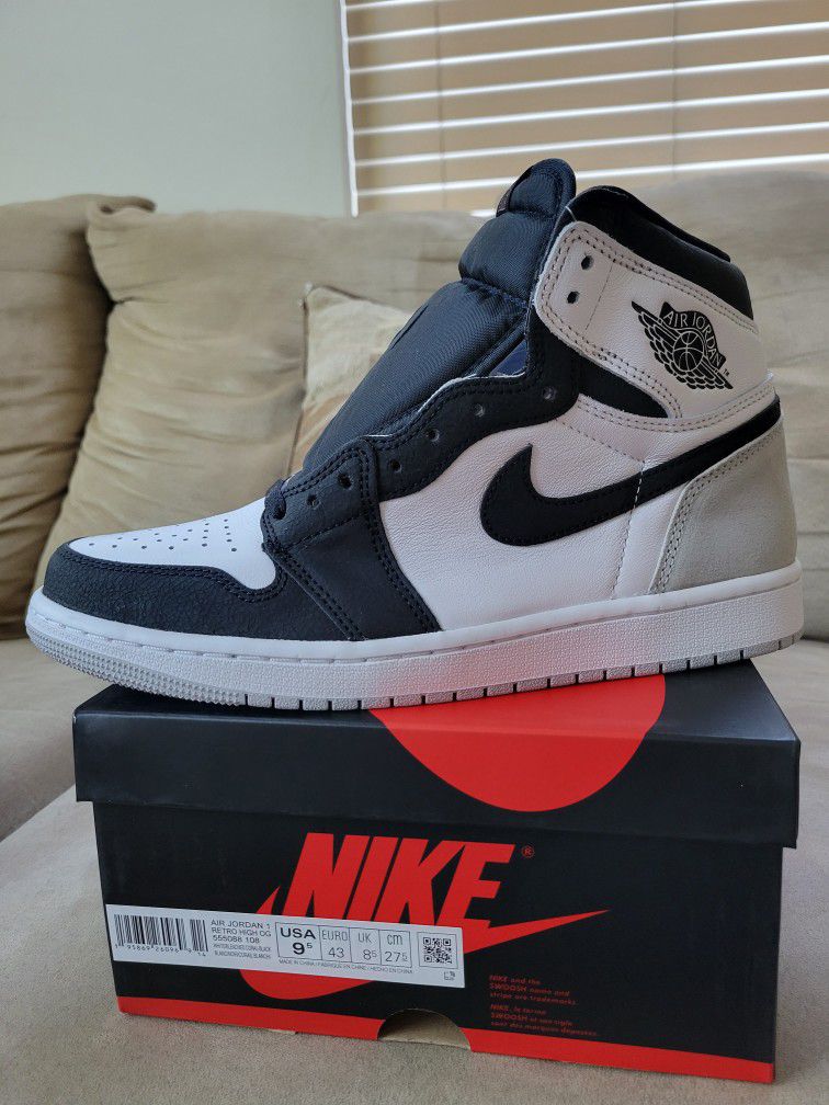 Air Jordan 1 Retro High OG Bleached Coral Stage Haze 🆕️ Size 9.5  ✅️ DS, brand New, 1000% Authentic Nike 🔥🔥