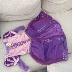 Costume