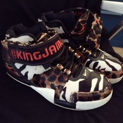 Nike LeBron 2 LX animal Beast BLACK DQ2493-200 Men's Size 9 RARE