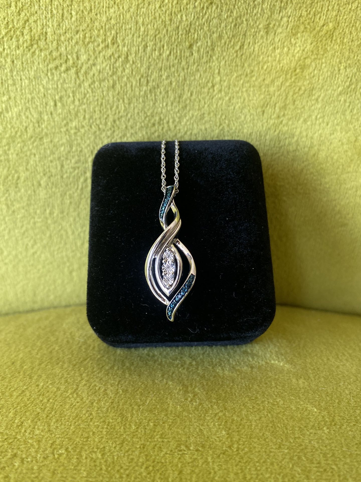 Blue And White Diamond Necklace