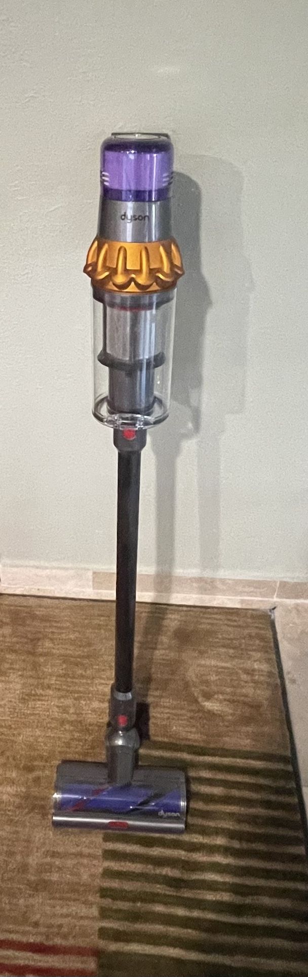Dyson - V15 Detect Extra Cordless Vacuum