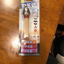 Wonder Woman Pez Dispenser (unopened)