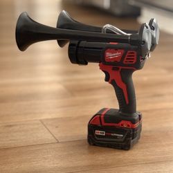 Milwaukee M18 Train Horn