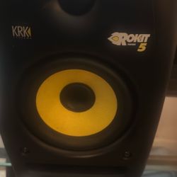 Rokit 5 ONLY 1 Speaker