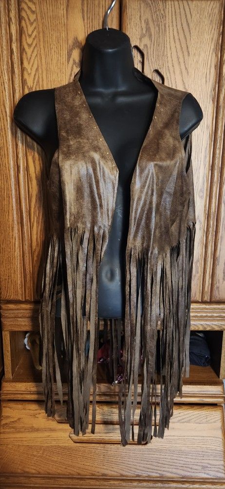 Brown Suede Vest With Fringe 
