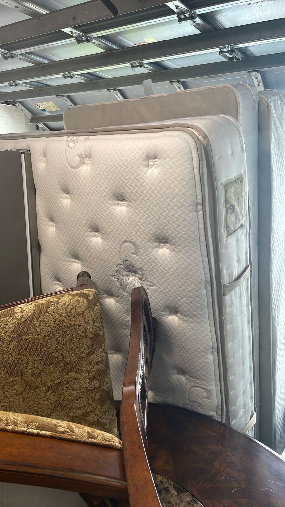 King Mattresses And Bed Frame Mattress Protector