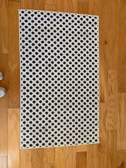Area Rug 3’x5’