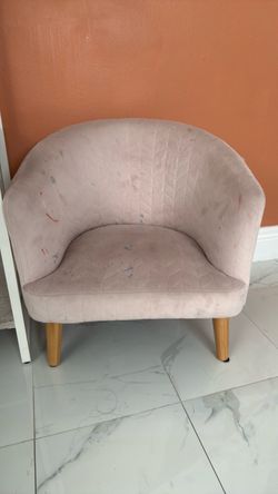 Girl chair