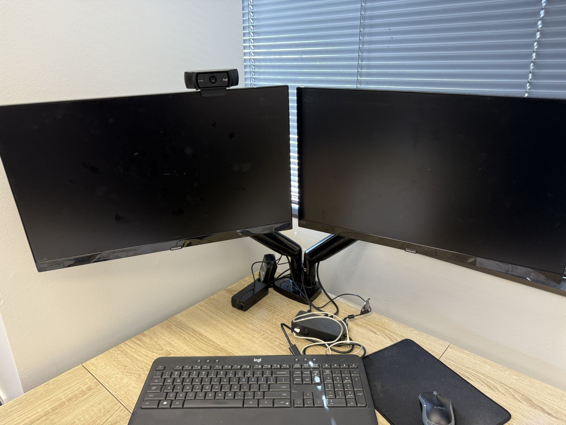Barely used Monitors and Stand