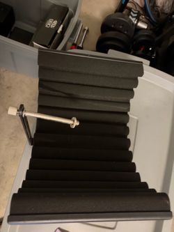 sE Microphone Isolation Shield with Mount