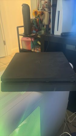 PlayStation 4 1TB