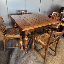 Table & Chairs