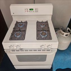 🔥🔆♨️☆GE☆♨️🔆🔥 LP Gas Stove in Perfect Condition
