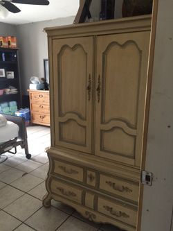 Armoire