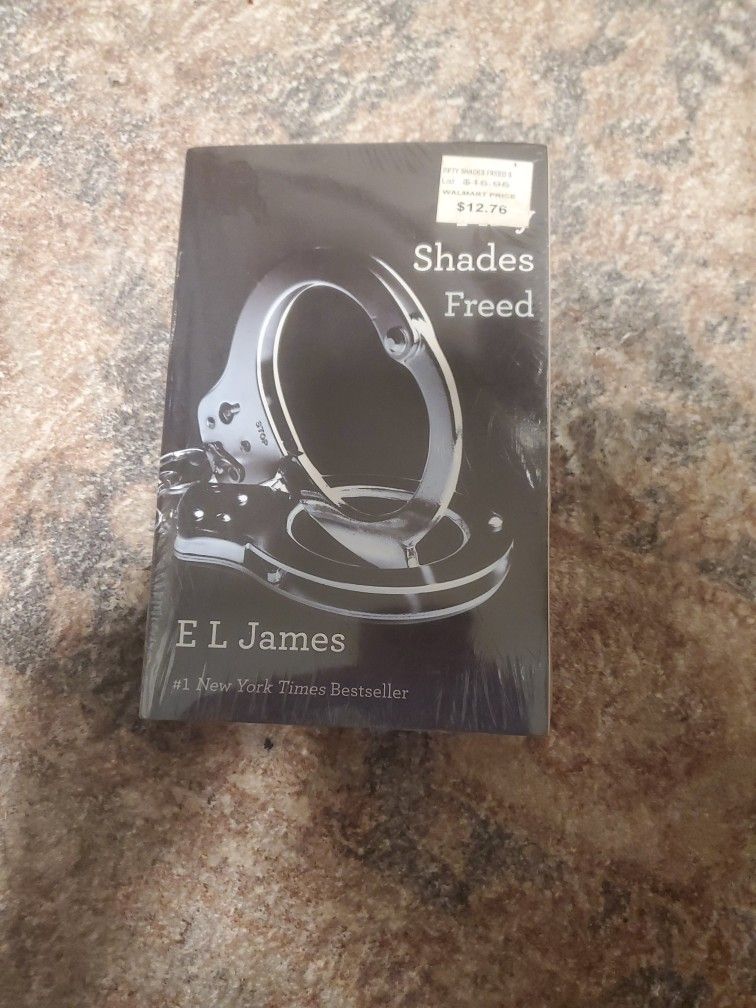 50 Shades Freed By E L James Brand New