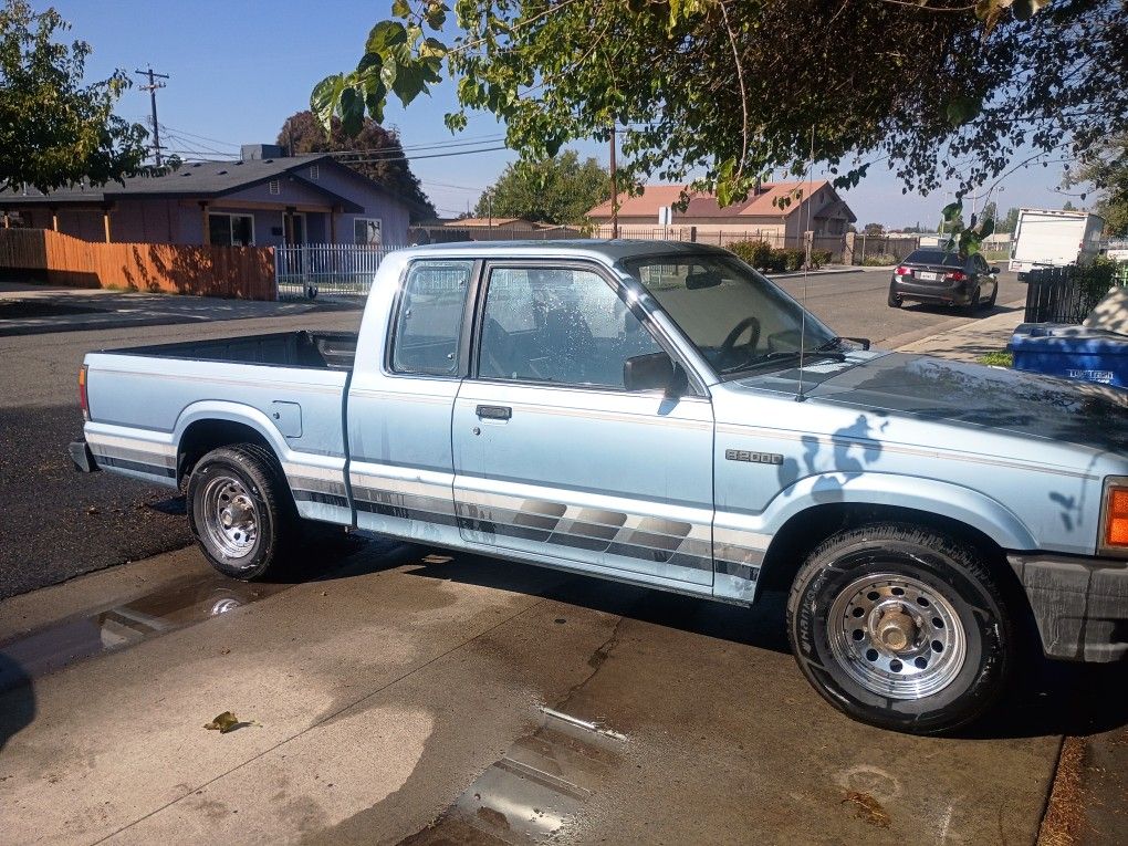 1986 Mazda B-Series Pickup
