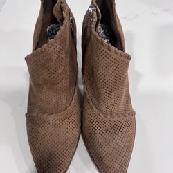 New! Vince Camuto Boot-Heels