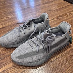 Steal Grey Yeezy 350s Brand new with box