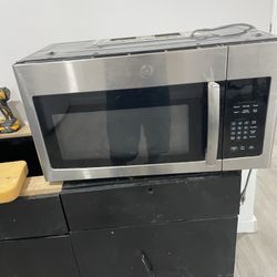 Stainless steel GE microwave