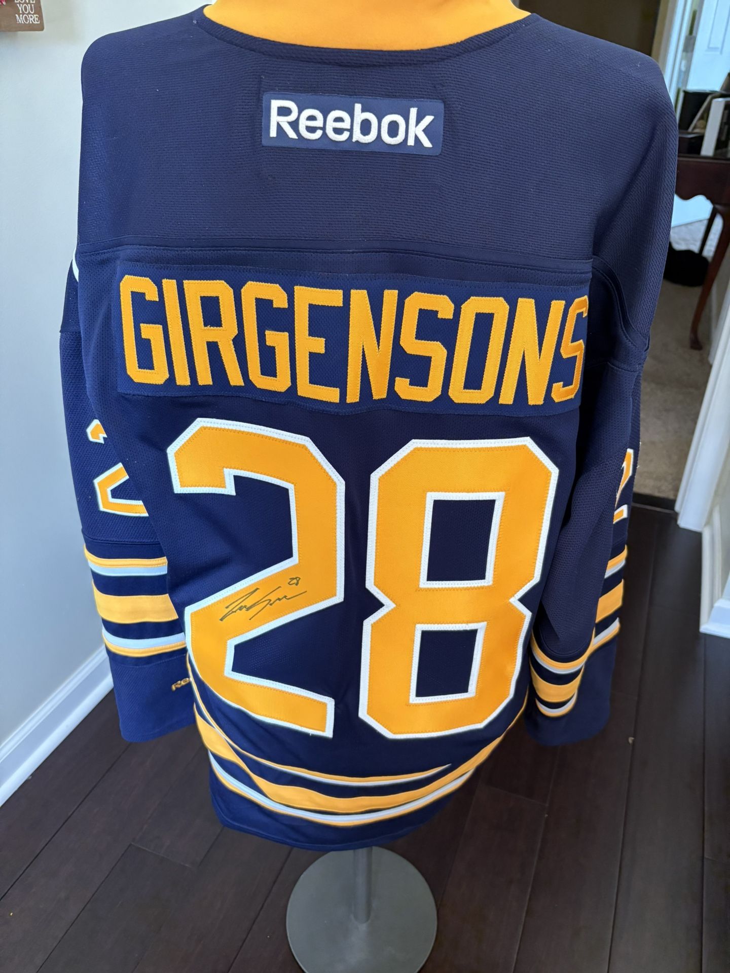 Buffalo Sabres Signed Girgensons Jersey Size L