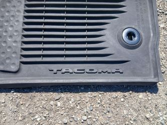$60 OR BEST OFFER 2016-2023 TOYOTA TACOMA FLOOR MATS RUBBER ALL WEATHER GENUINE OEM