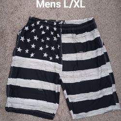 Men's Swim Shorts - Size L/XL