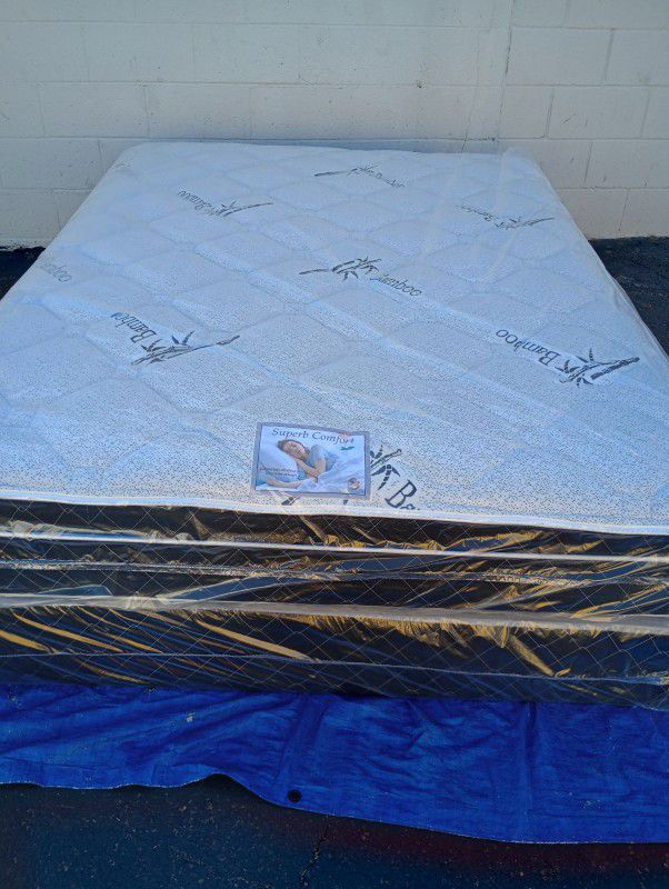 Brand New Queen Size Pillowtop Mattress And box spring free delivery 