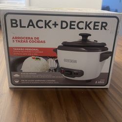 BLACK+DECKER 3-Cup Electric Rice Cooker